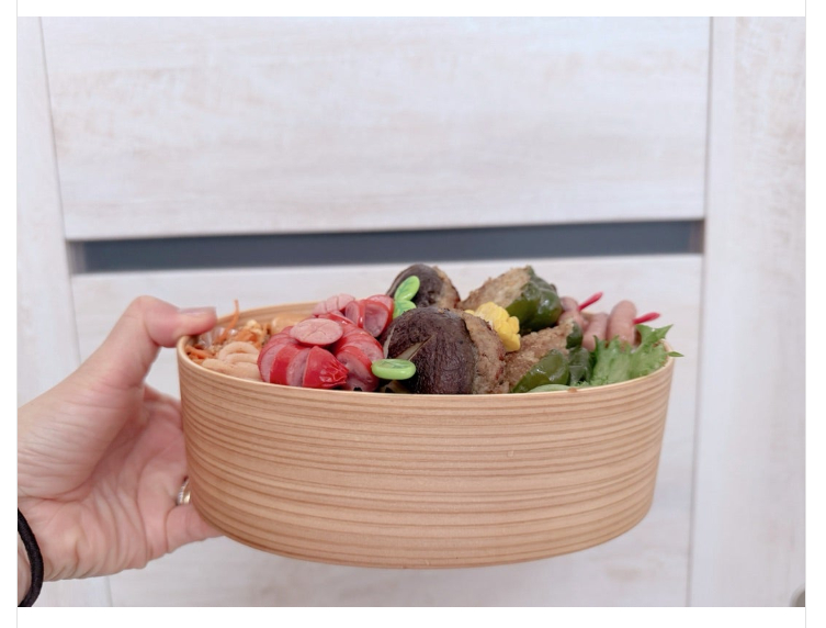 お弁当を横から見たら……(画像は辻希美オフィシャルブログから)
