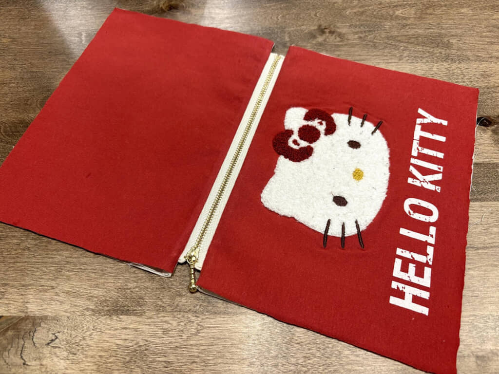 ファスナーを取り付けます