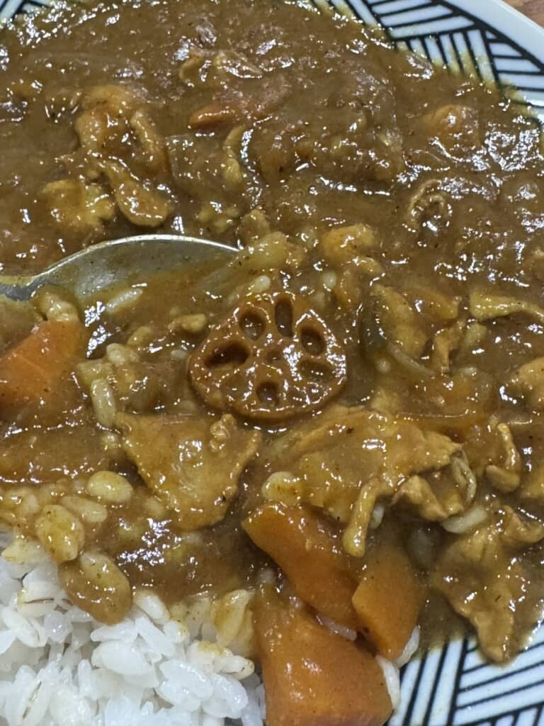 カレーライスに一切れだけ入っていたレンコン