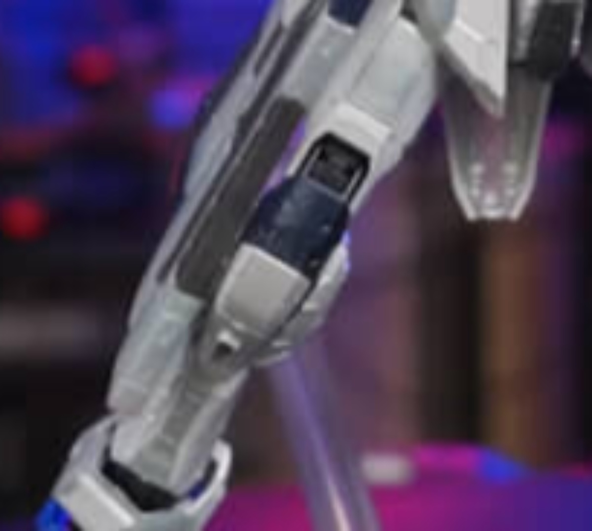 超希少な“幻のガンプラ”を入手→組み上げると…… 驚きの完成品に「なんとか買える機会が欲しい」「いい味出してる」(1/3) | ホビー ねとらぼ