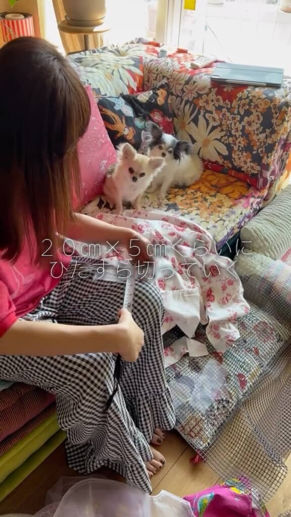 まずは不要な布を細長くカット