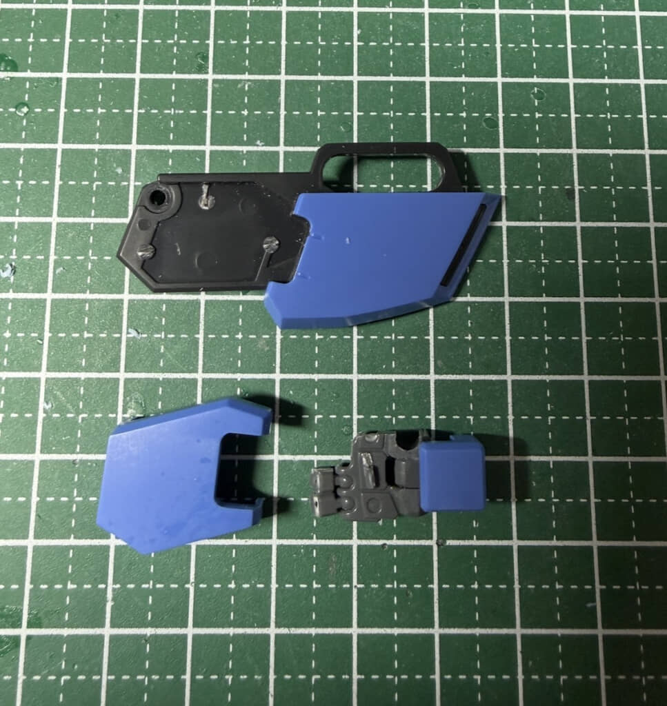 肩アーマー展開箇所の改修