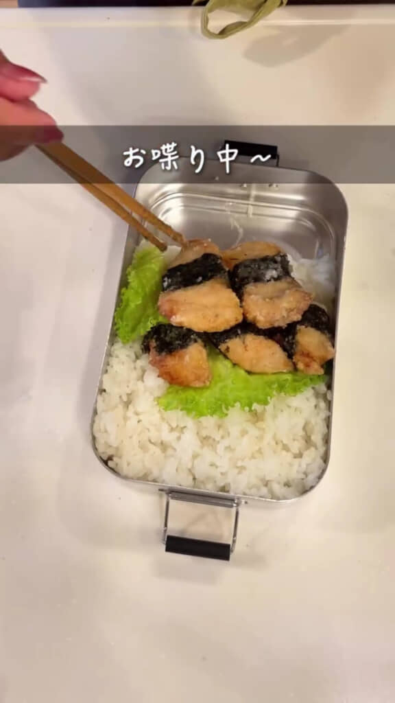 段差を使ってメインを盛り付け
