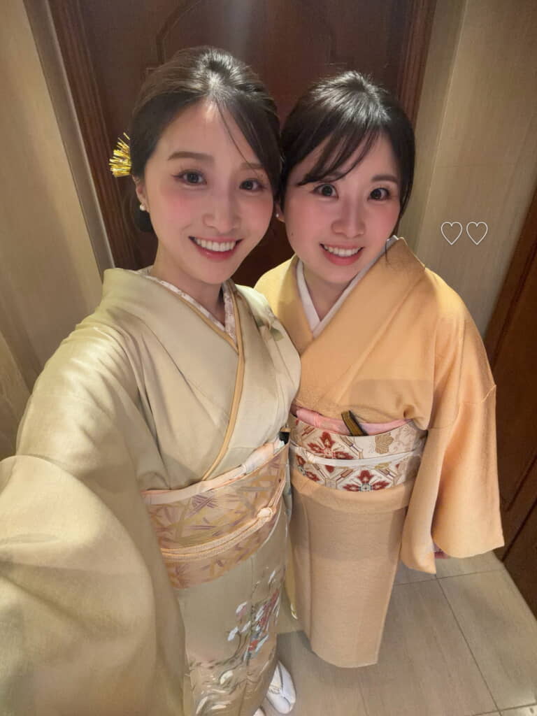 どちらの着物姿もほれぼれしますね