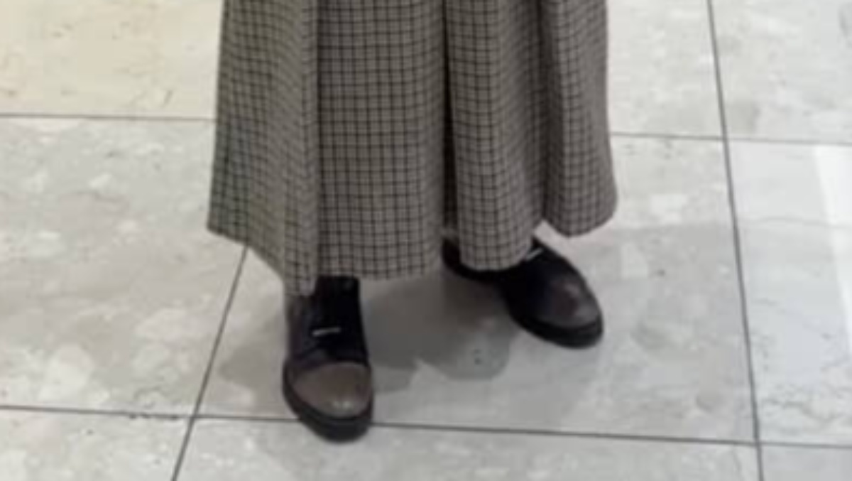 娘が「私の憧れ」と絶賛するおしゃれな54歳母→驚きの姿に「54!?　本当に??」「こんな50代になりたい」の声（1/3） | 女性 ねとらぼ