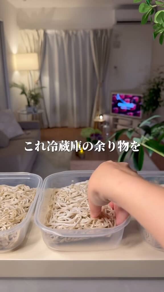 材料をタッパーに詰めて冷凍するだけのお手軽節約弁当