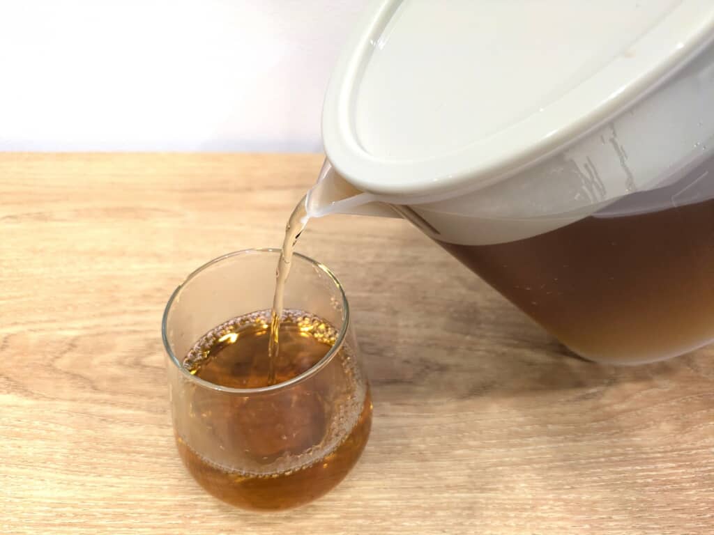 お茶もこぼさず注げる