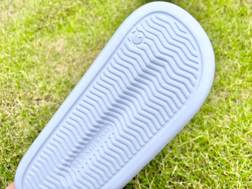 底面のすべりにくさは大事