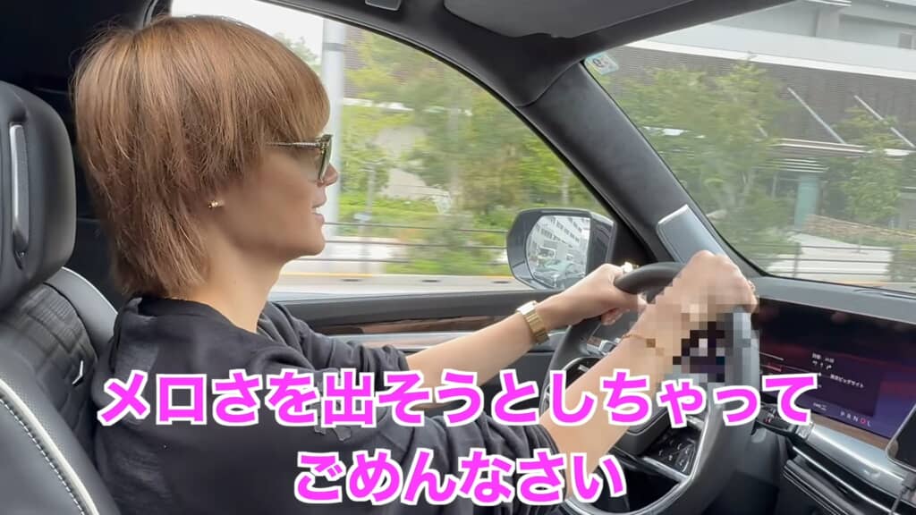 車を運転する「M!LK」の佐野勇斗さん
