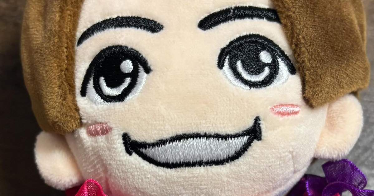 嵐のぬいぐるみを購入したファン、スリコのアイテムを使って……　“大変身した姿”に「こんなことできるんですね」「やってみたいな」（1/2） | ホビー ねとらぼ