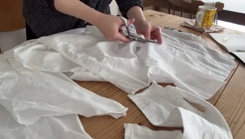シャツを解体します