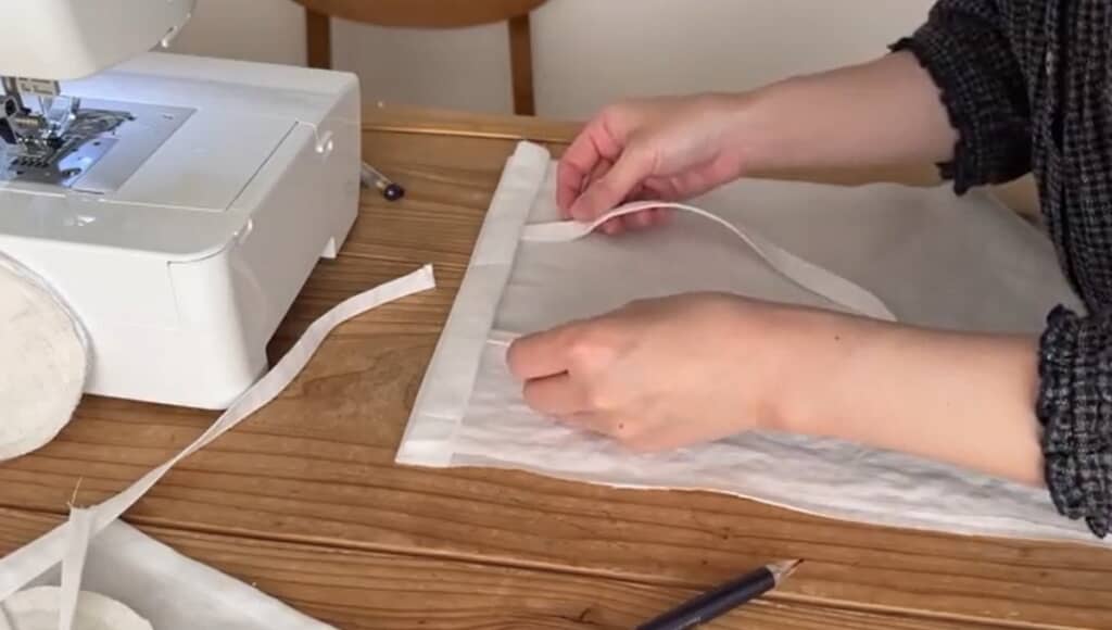 トートバッグを組み立てます