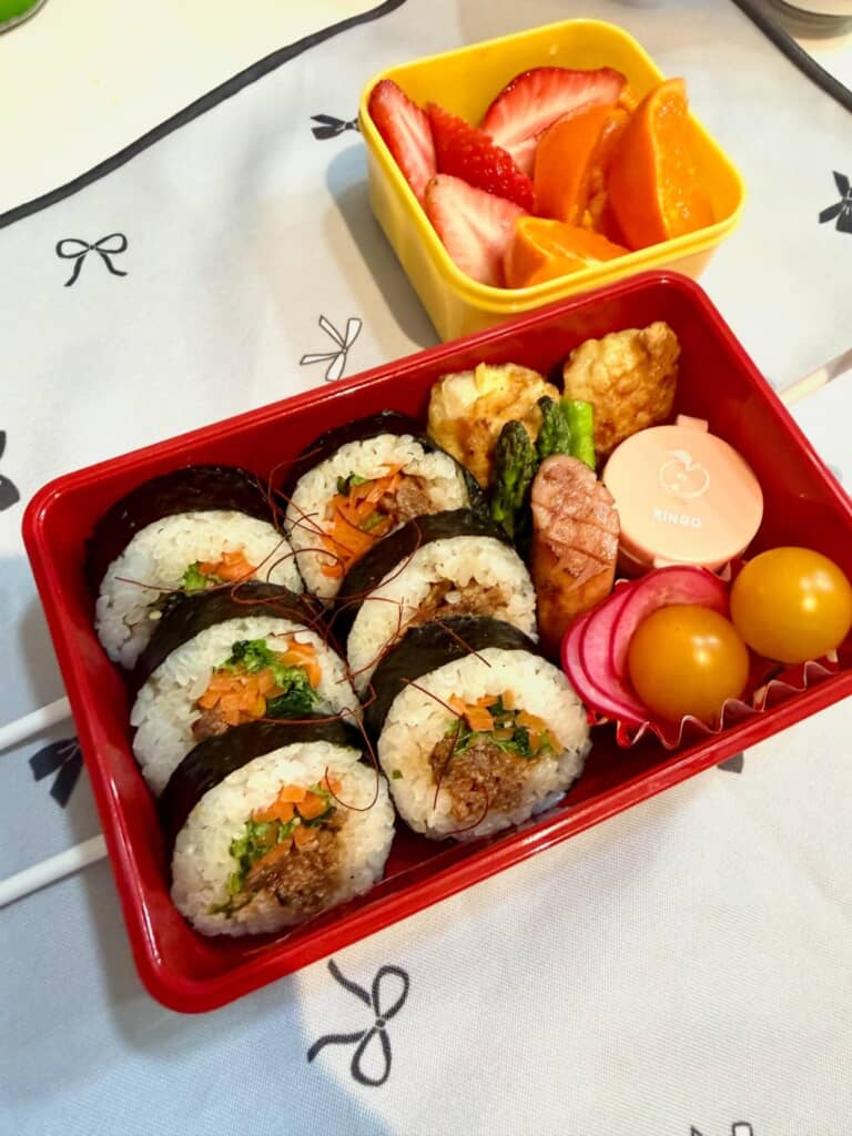 キンパ弁当もおいしそう！