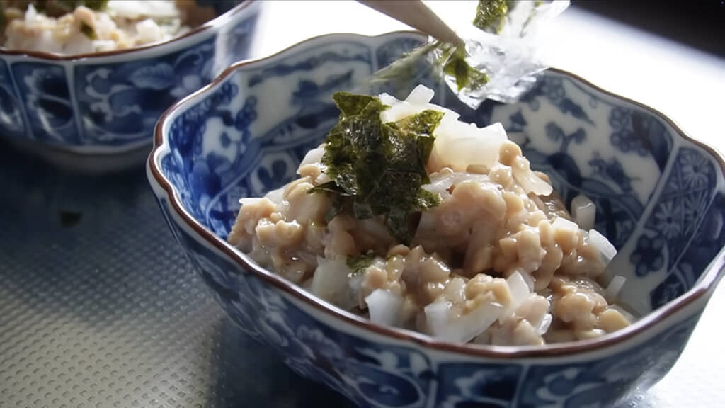 玉ねぎを混ぜた納豆