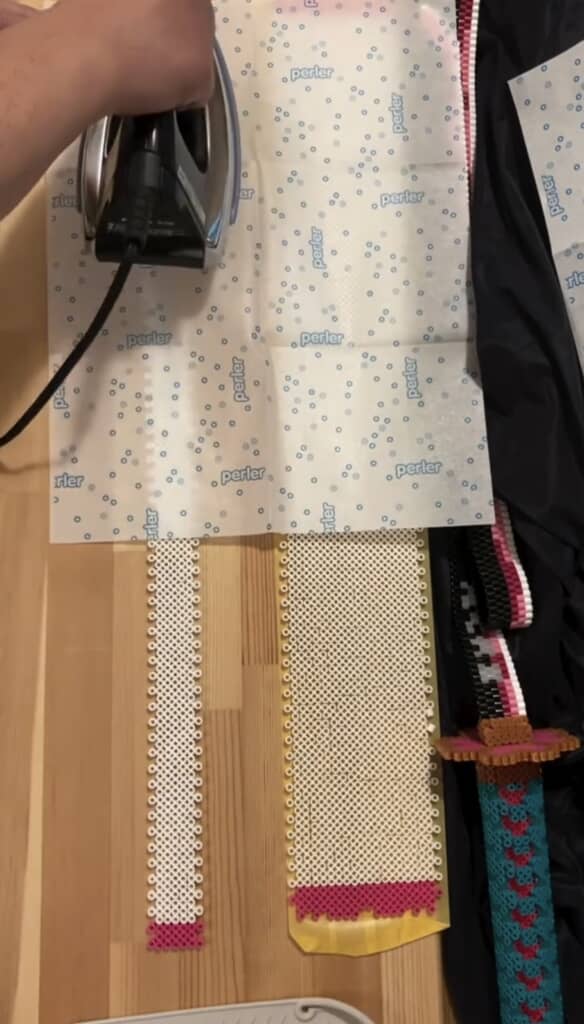 アイロンをかけてくっついたら
