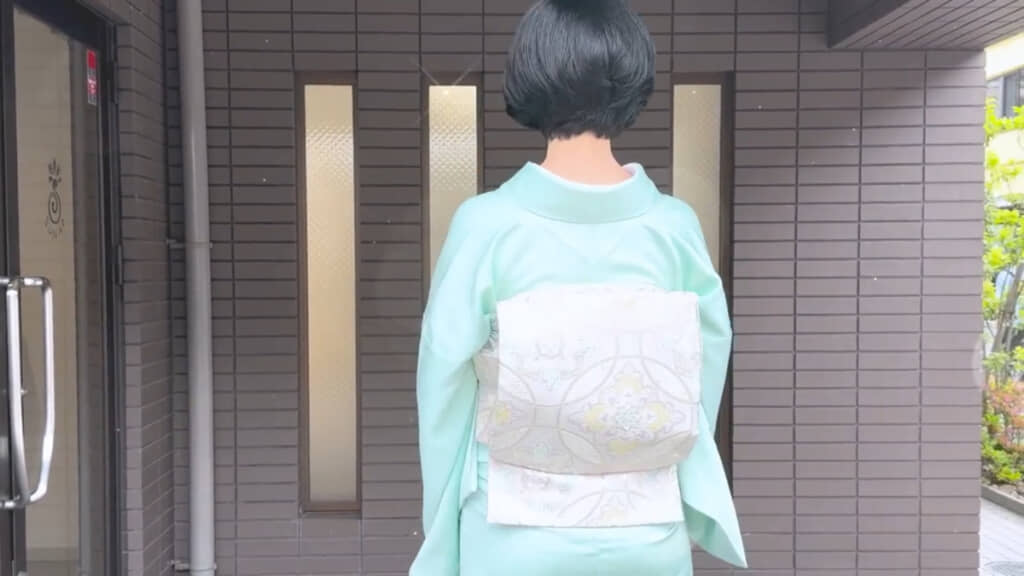 後ろ姿もすてき