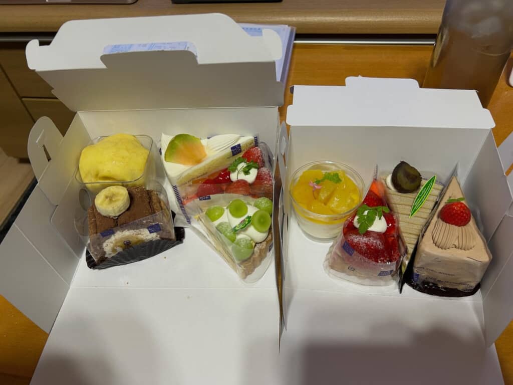 ケーキ2箱