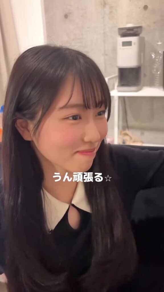 すてきなメイクにうれしそう