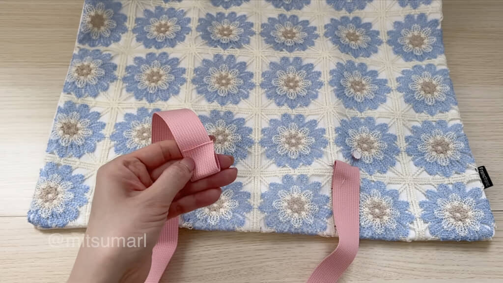 カバンテープで持ち手を作ります