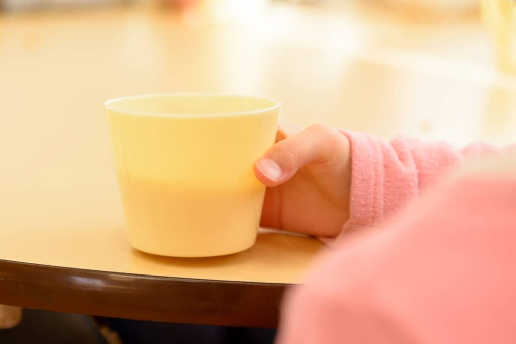 5歳の息子が選んだコップの柄は(出典:PIXTA)