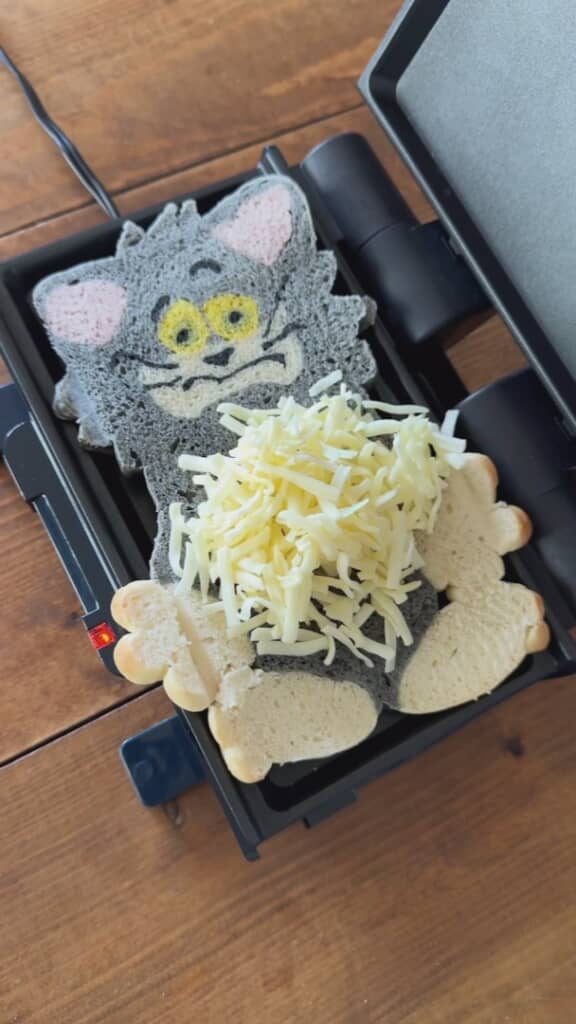チーズをたっぷりかけて