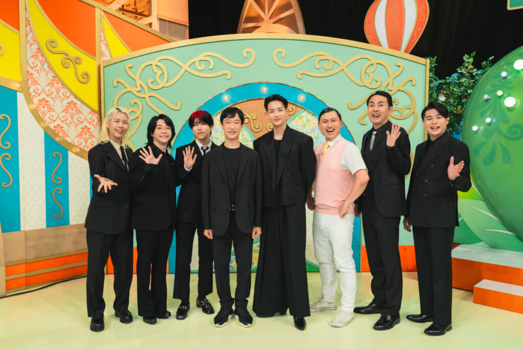 Mrs. GREEN APPLEと堺雅人さん、竜星涼さん、春日俊彰さん（オードリー）、田中卓志さん（アンガールズ）、吉村崇さん（平成ノブシコブシ）