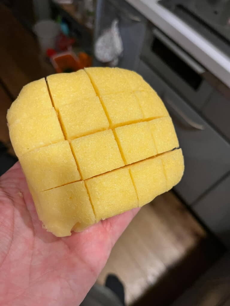 ささっと格子状に切れ目
