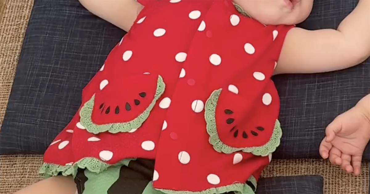 「3回くらい見直した」 三つ子のママ「長女を連れてきて」→パパが部屋に行くと……“まさかの光景”が320万再生「ほぼ全員長女w」 投稿者に話を聞いた(1/2) | 育児 ねとらぼ
