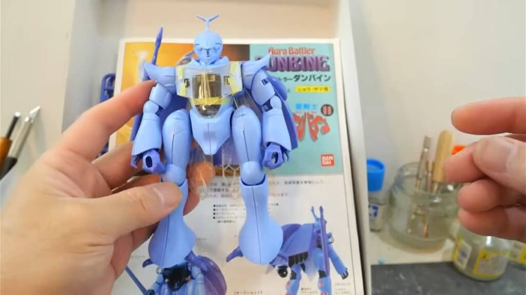 ずんぐりとしたプロポーションのダンバイン