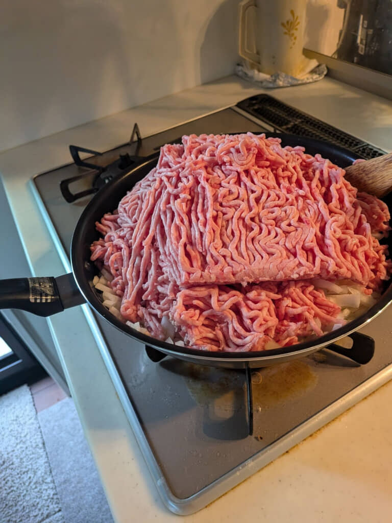 ひき肉も山盛りに……!
