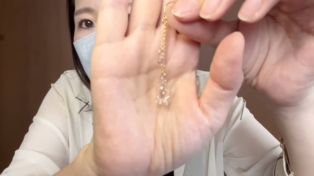 鈴の形のガラスがすてき