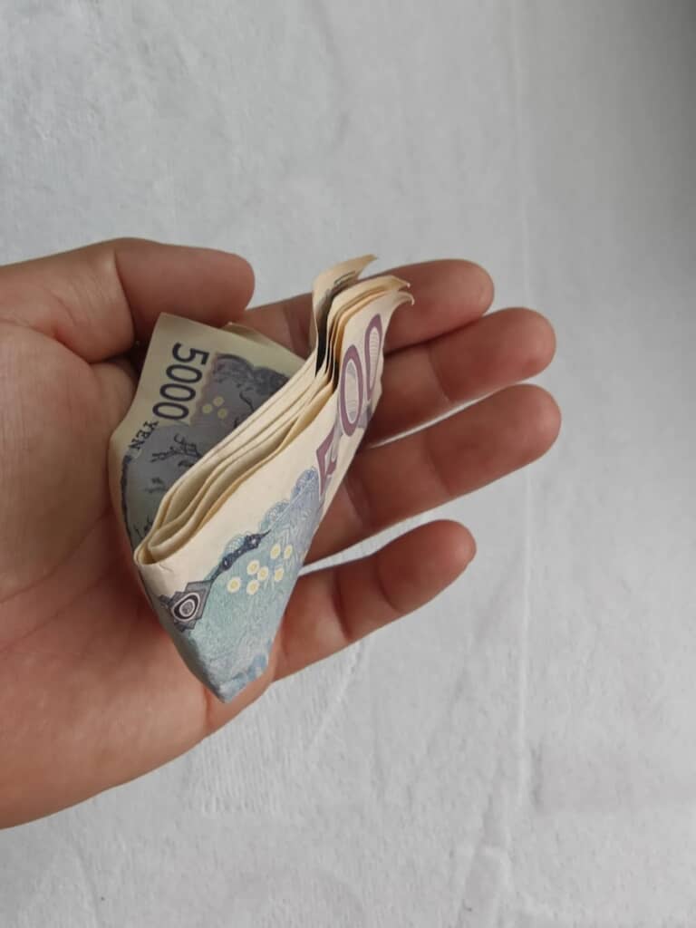 久しぶりに出したパンツから1万7000円をゲット! 大金じゃないですか……!
