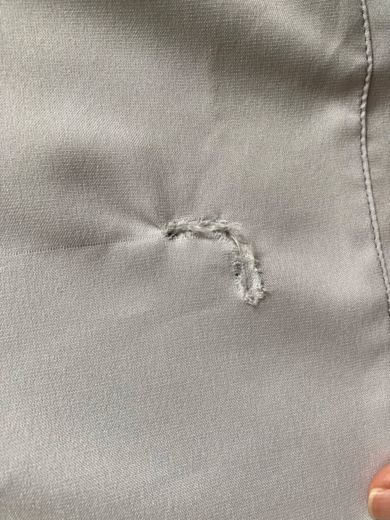 破れたところは閉じたけれど……