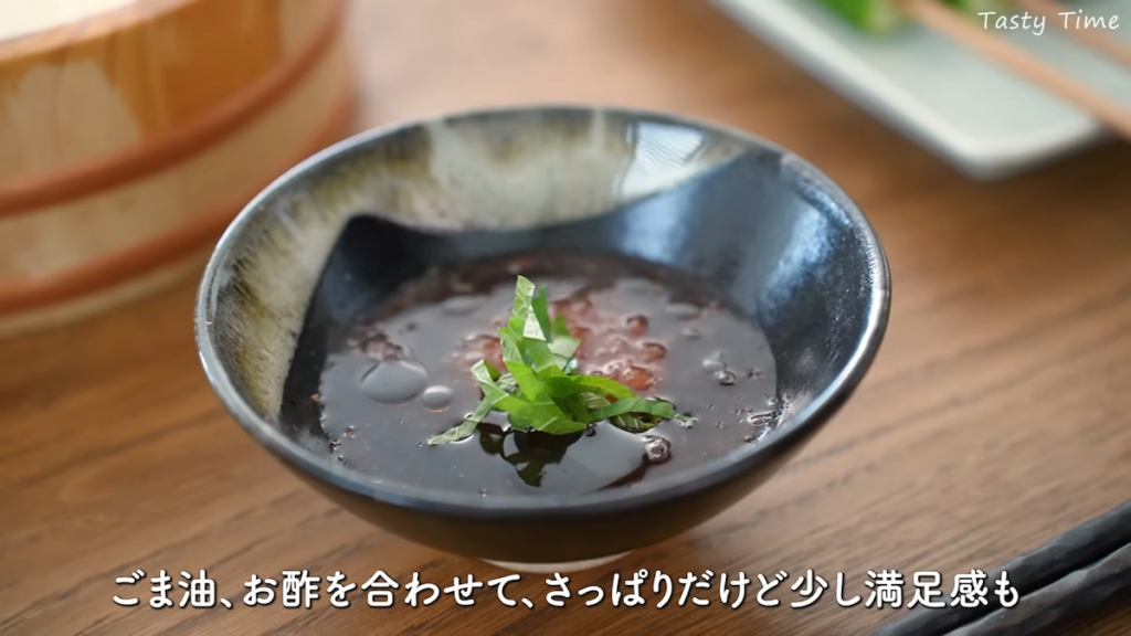 冷凍トマトをすりおろしたさっぱりつけだれ