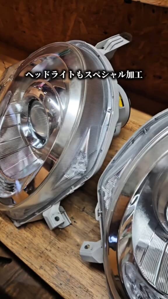 ヘッドライトもピカピカに