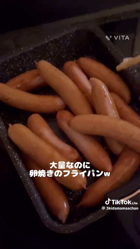 ソーセージにスパゲティにと、卵焼き器をヘービーローテ