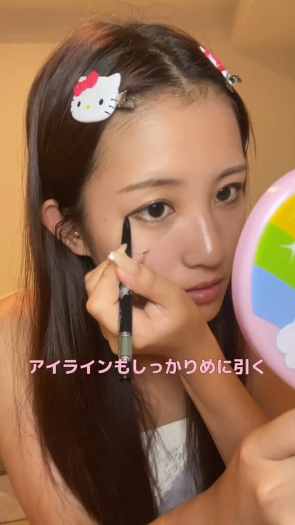 ナチュラルな印象のまま目力をアップ