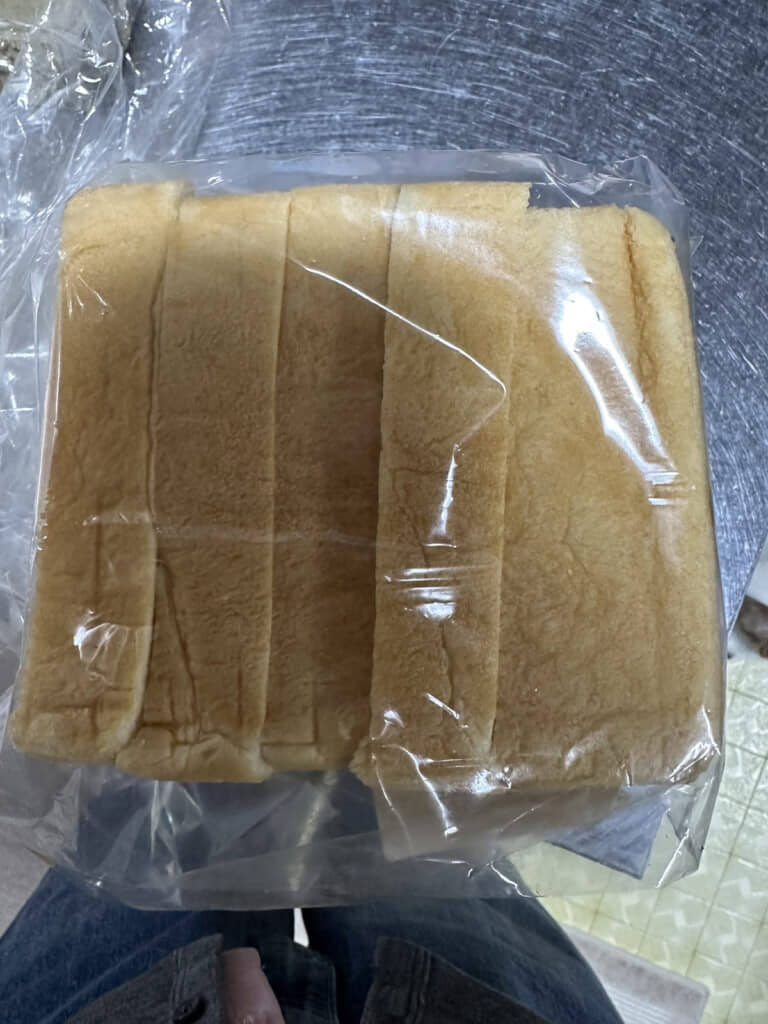 右端だけ重量感がすごい!