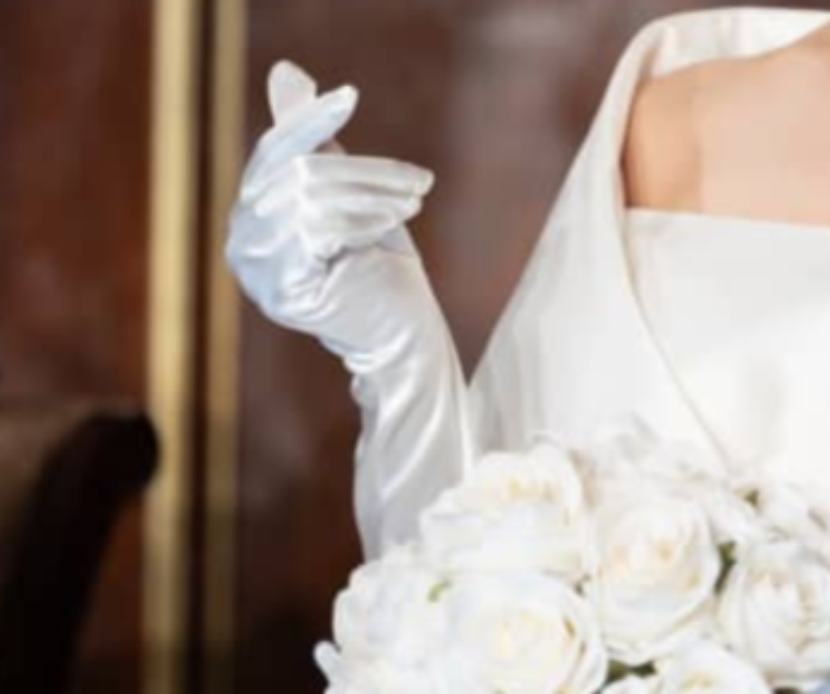 花嫁「結婚式のドレス、これにしてよかった!」 圧巻の晴れ姿に「涙出てくる」「宝塚の娘役さんかと」「まじもんのプリンセス」(1/3) | ライフスタイル ねとらぼ