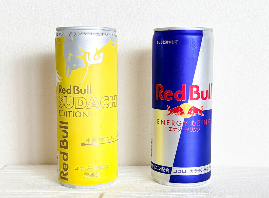 左:「レッドブル・エナジードリンク すだちエディション」 右:レッドブル・エナジードリンク250ml