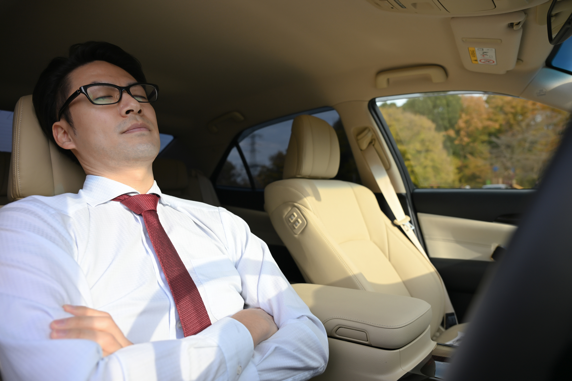 「もっと早く買えば良かった」　カインズの“車内遮光カーテン”が大人気　「プライバシーも保てて安心」「ぐっすり眠れました」（1/2） | ライフ ねとらぼリサーチ