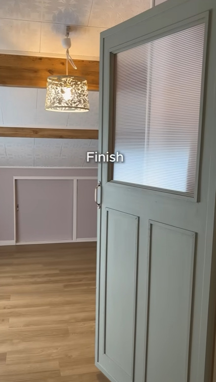 屋根裏部屋のDIYが完成