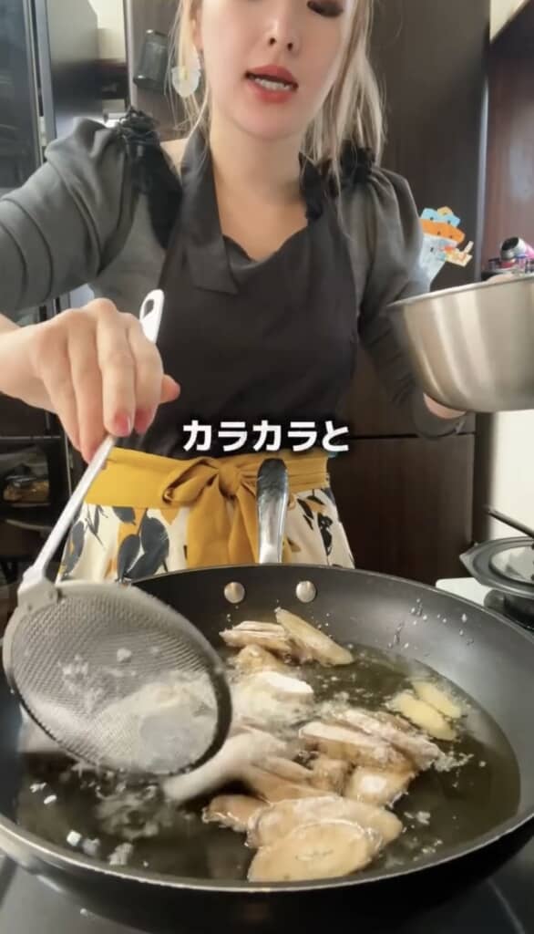 揚げ焼きしていく