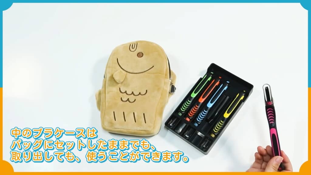 彫刻刀も蛍光ペンのように華やか