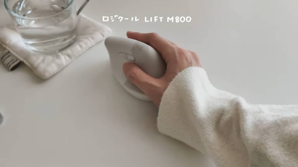 握手してるみたいな角度で持てる「ロジクール LIFT M800」