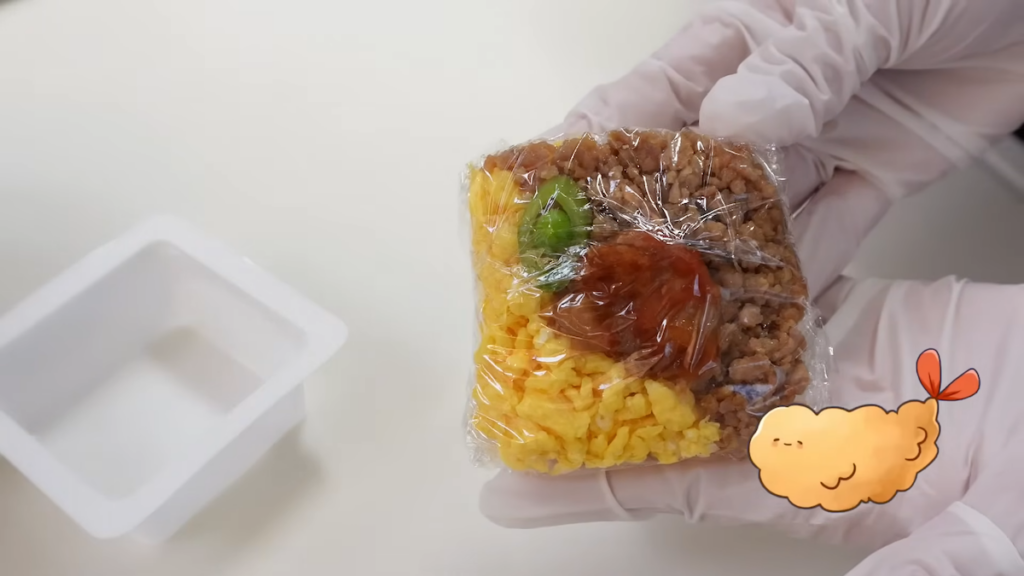 食べやすいサイズのミニそぼろ丼