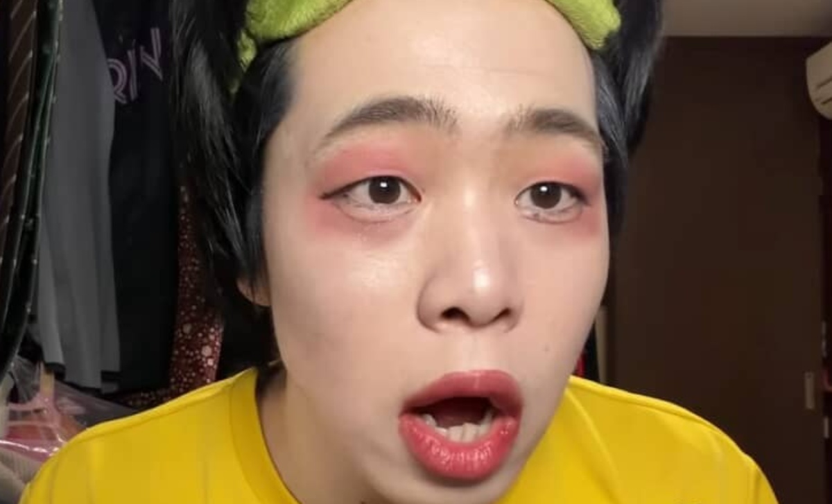 メイク初心者の男性→30日かけて必死に練習したら……「逸材すぎる」　驚きの姿に「まじで垢抜けててすごい」「上手すぎだろ笑笑」（1/2） | 美容 ねとらぼ