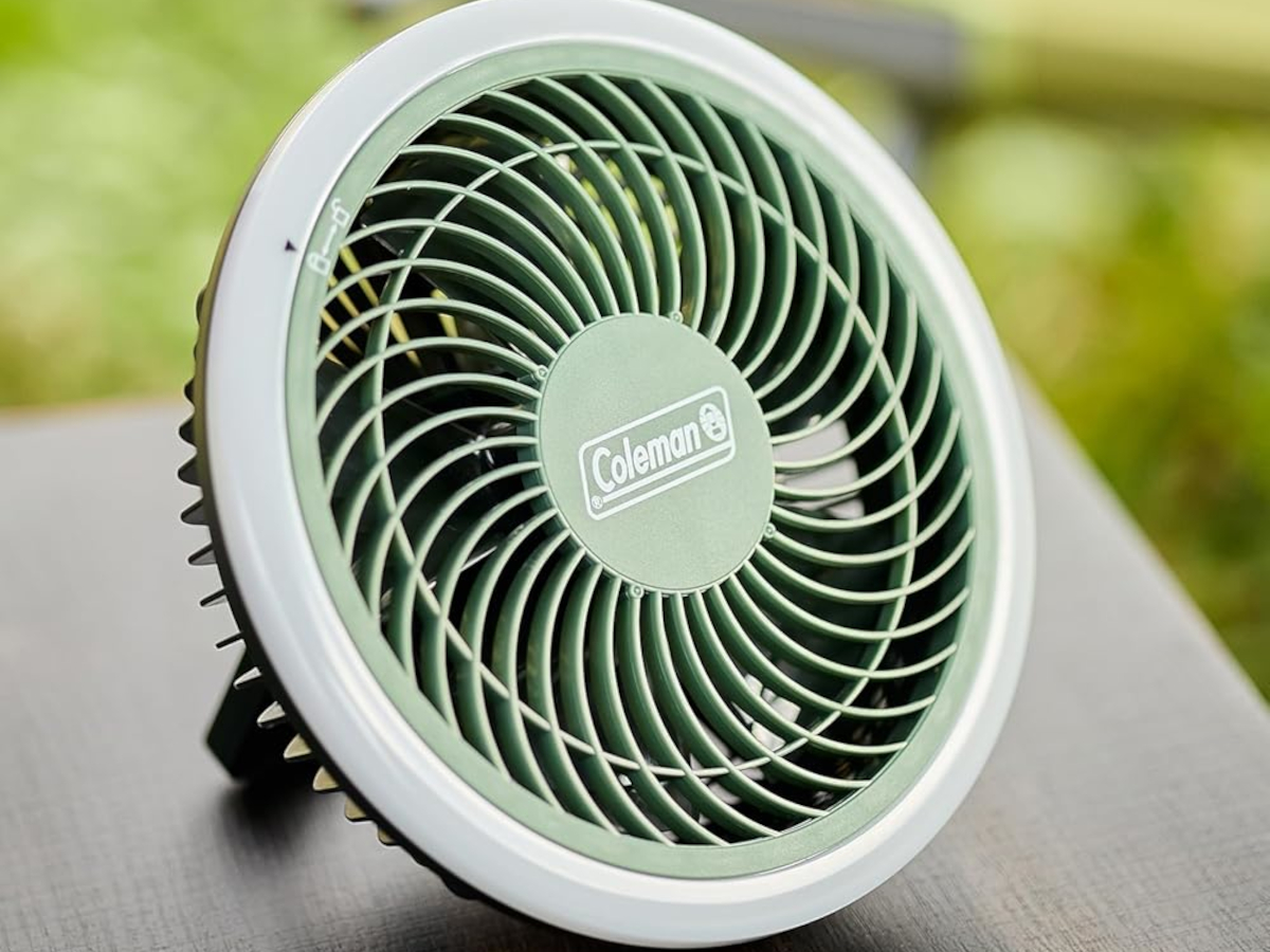 夏キャンプの暑さ対策に！　アウトドアに役立つ機能付き「ポータブル扇風機」3選【2026年7月版】（1/2） | 便利グッズ・雑貨 Fav-Log by ITmedia