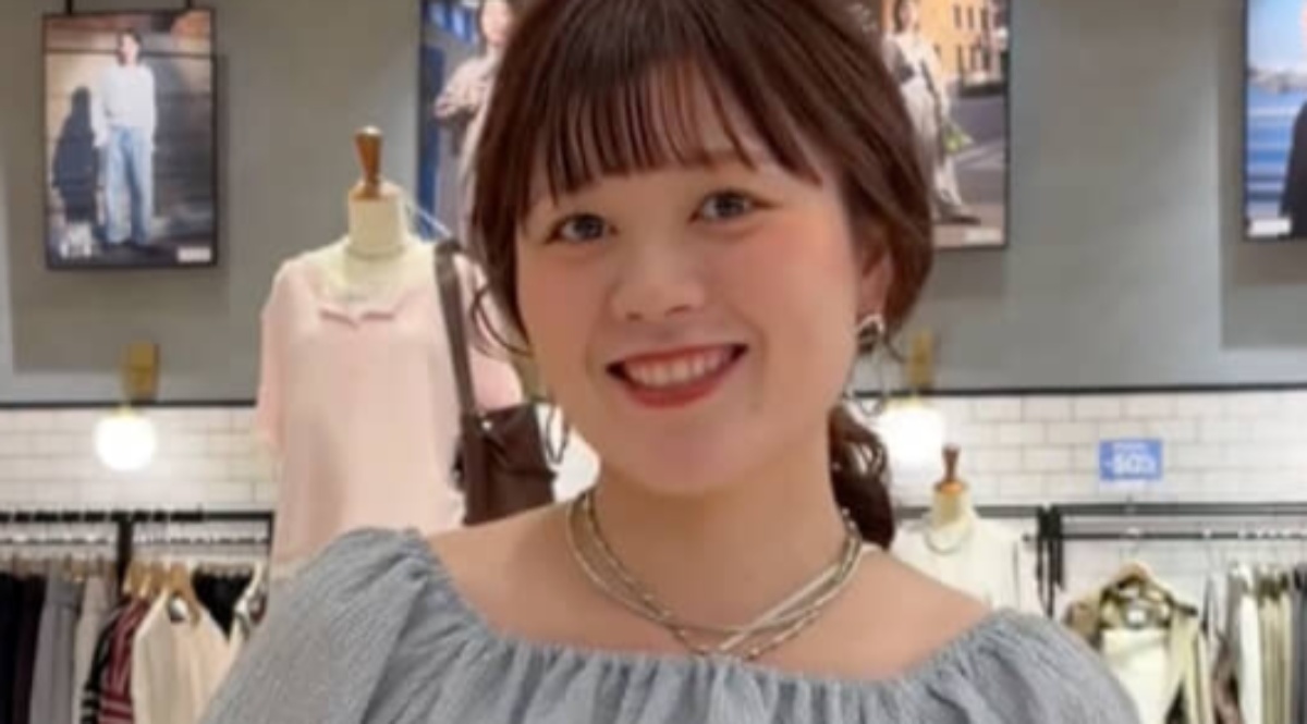 「着痩せして見える」 暑い夏に、着るだけでおしゃれ見えなトップスに「鬼リピ確定」と73万再生(1/3) | 女性 ねとらぼ