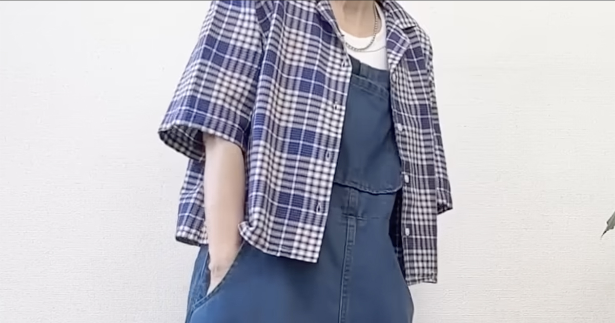 60代女性、暑い夏に無印良品の“2990円シャツ”を着たら…… センス抜群の“夏コーデ”に反響「素敵な着こなし」「夏らしくて爽やか!」(1/3) | 女性 ねとらぼ